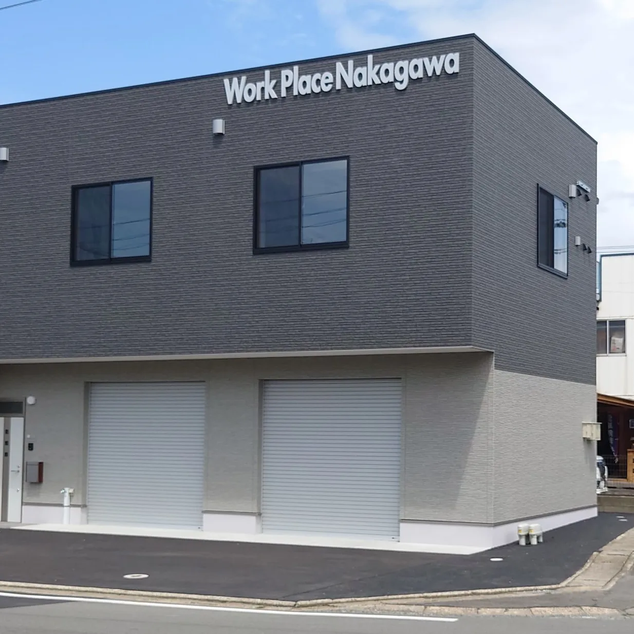 カルプ文字サイン施工事例｜福岡県那珂川市 壁面サイン施工